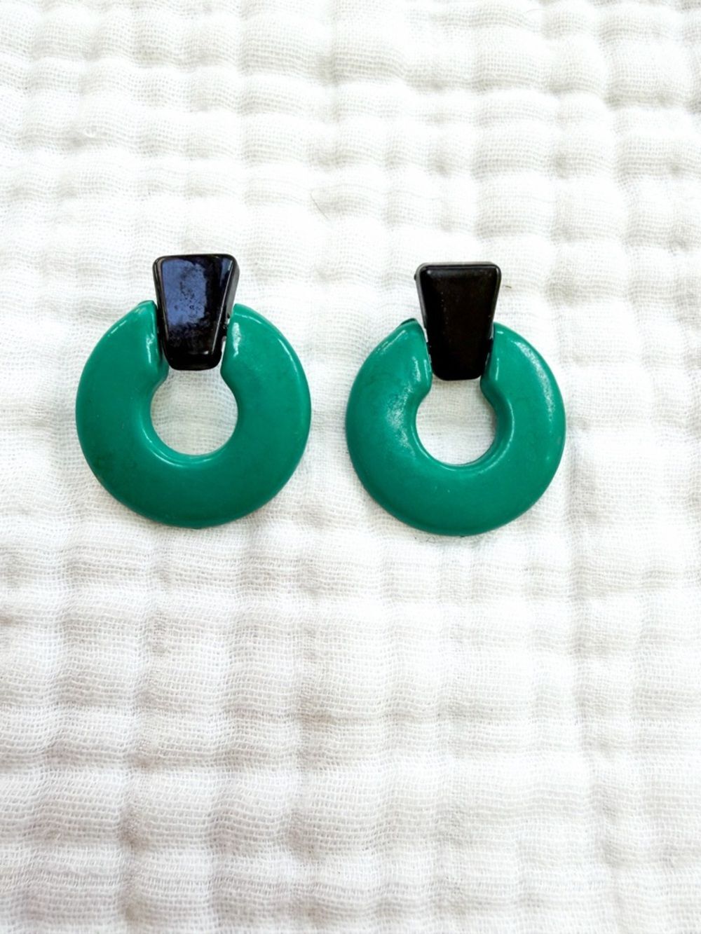 Vintage 80s Green Hoop Drop Earrings Black Stud Retro Statement